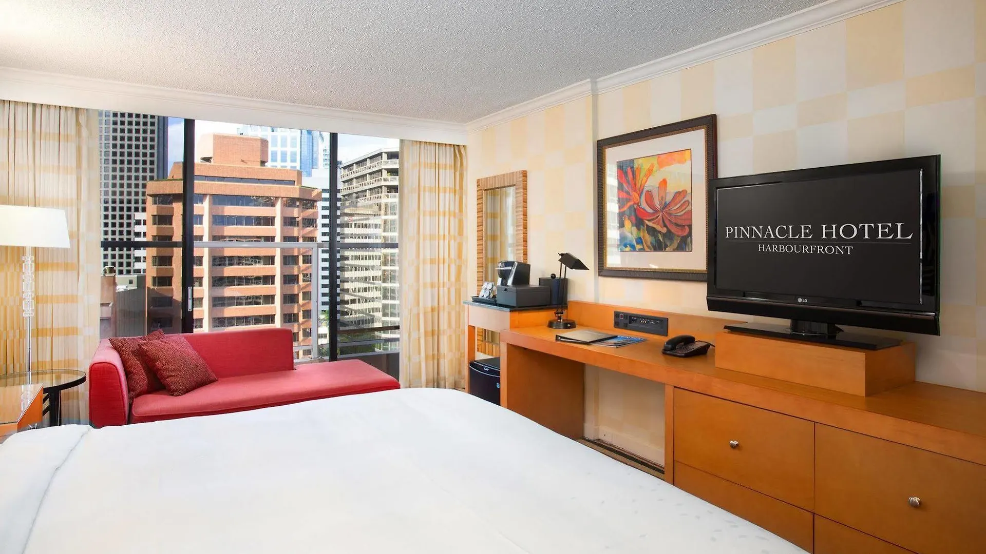 Pinnacle Hotel Harbourfront Vancouver Canada