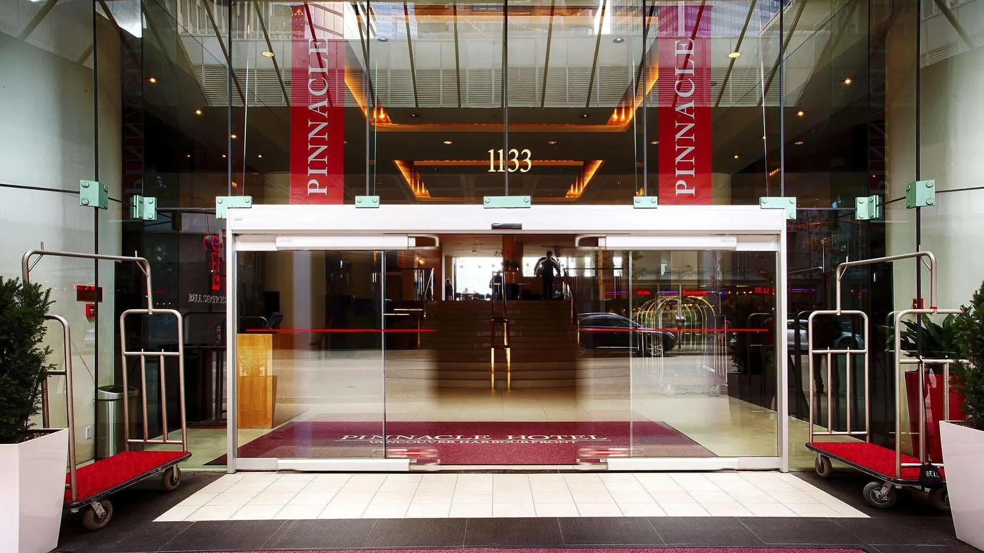 Pinnacle Hotel Harbourfront Vancouver 4*,  Canada